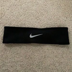 Nike therma fit headband